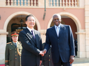 China_Angola_handshake